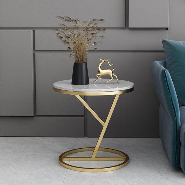 CORNER  TABLE